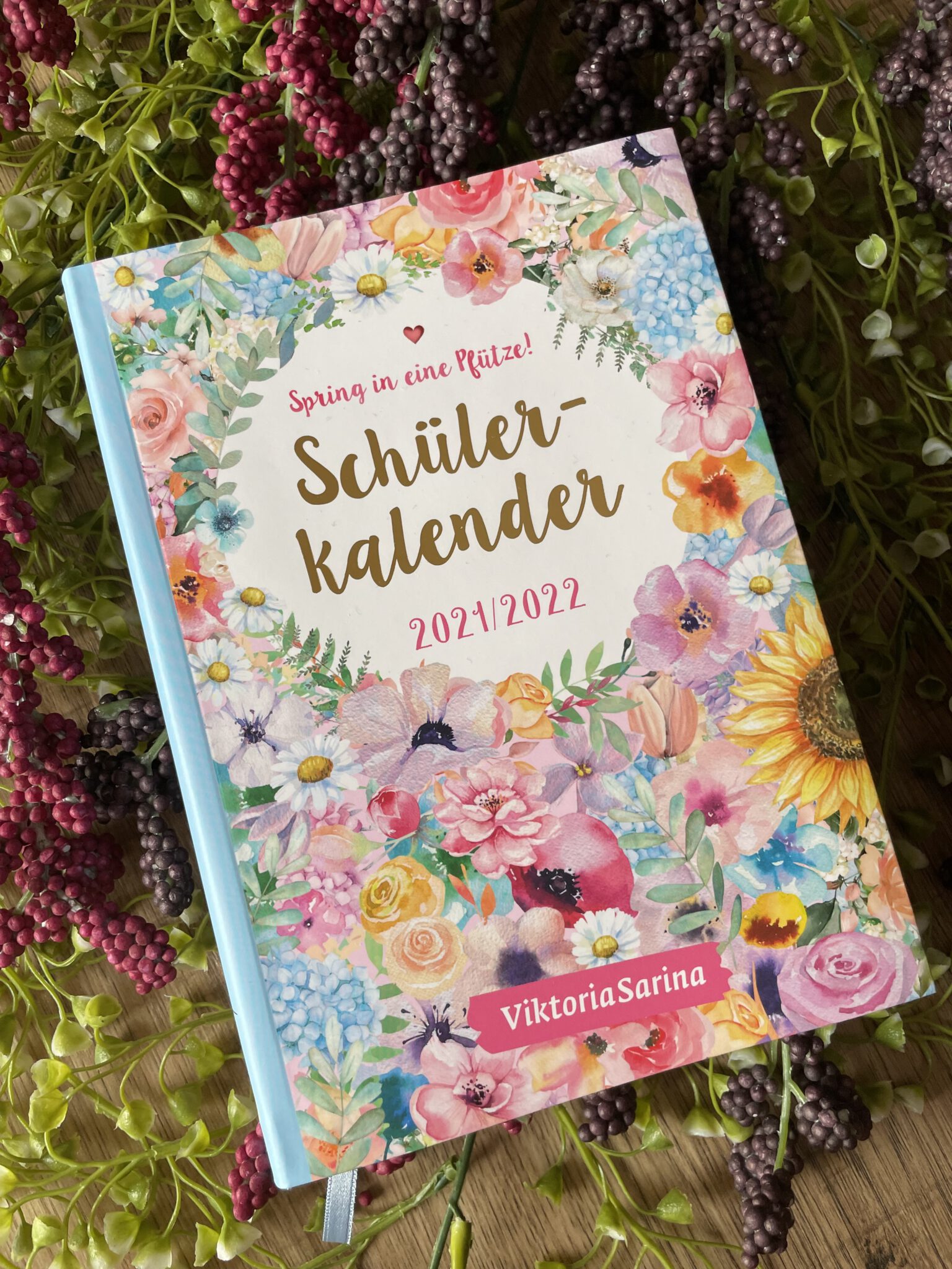 Rezension Spring in eine Pfütze!Schülerkalender 2021/2022 – Leos 